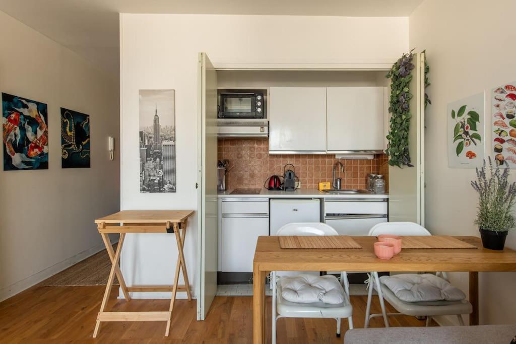 Montparnasse - Cozy Apartment In Montparnasse District Париж Екстериор снимка